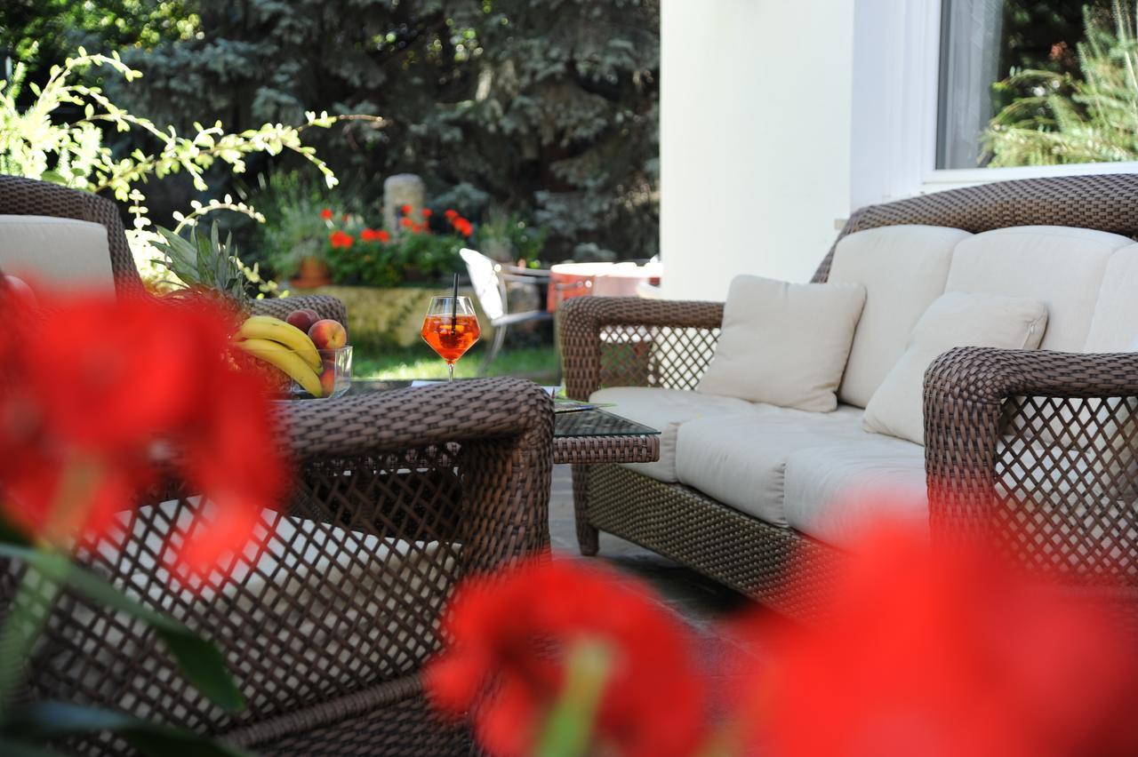 Hotel Pension Schweitzer Силандро Екстериор снимка