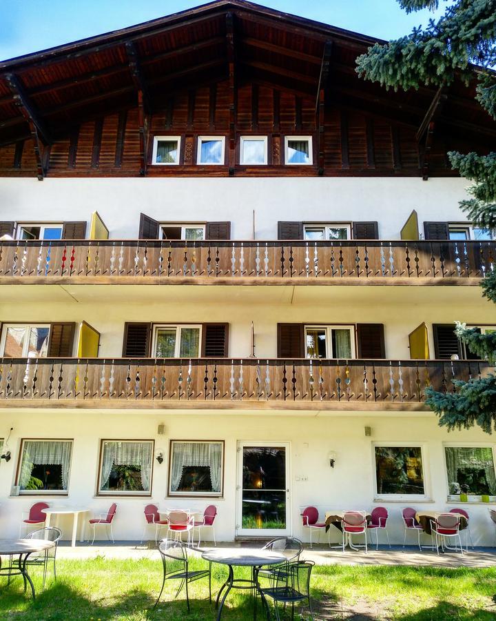 Hotel Pension Schweitzer Силандро Екстериор снимка
